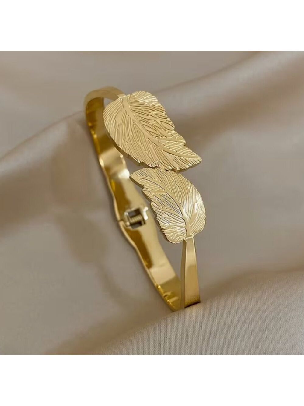 18K Gold Plated Cross-Leaf Stainless Steel Bracelet Sweatproof Rustproof